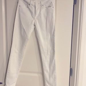 White Levi Jeans - size 26